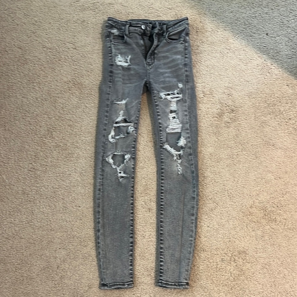 grey jeans